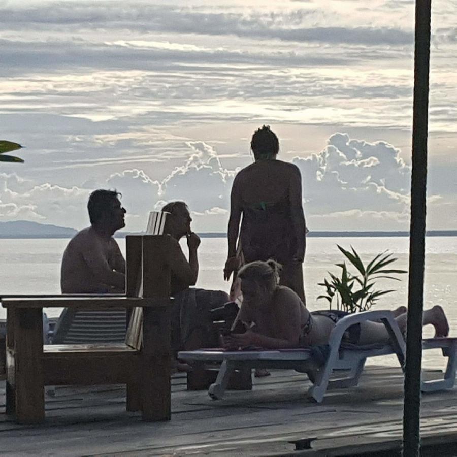 Barrbra Bnb Over The Sea ボカス・タウン エクステリア 写真